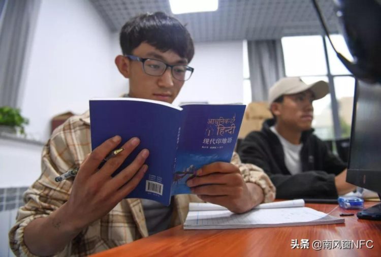 中国的外语教育不是太多，而是太少了