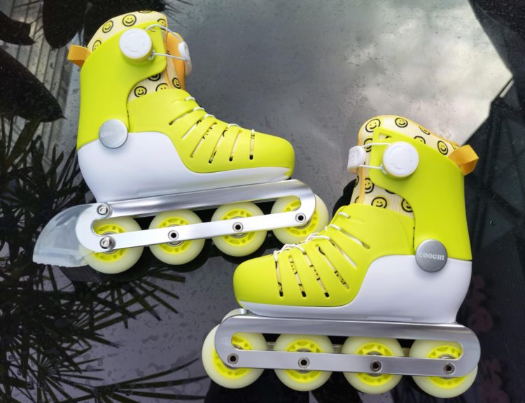 初学轮滑必备装备，酷骑儿童轮滑鞋R1新体验
