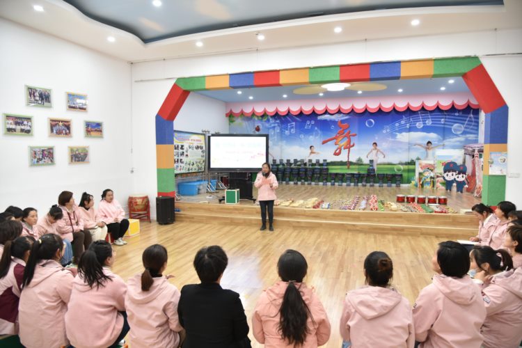 “音”你而来“乐”动童年——高台县第一幼儿园开展童年高歌音乐培训