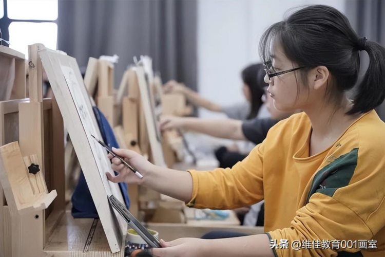 武汉高考美术培训画室怎么选（方法辨别）