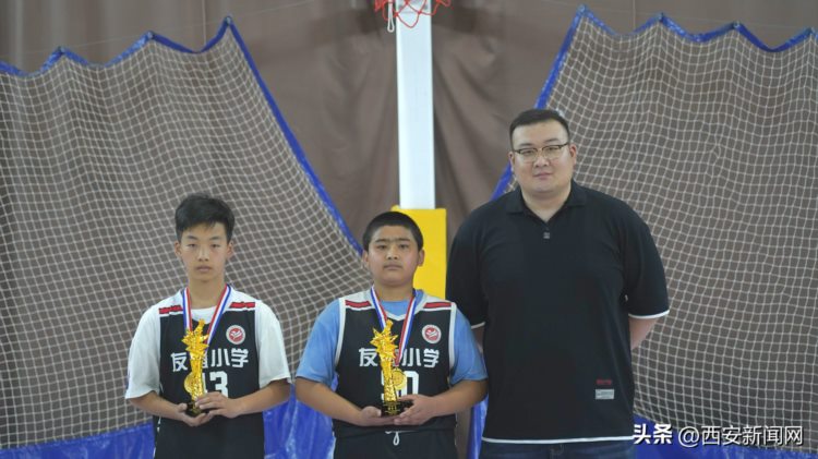 西安市碑林区青少年篮球锦标赛办出特色