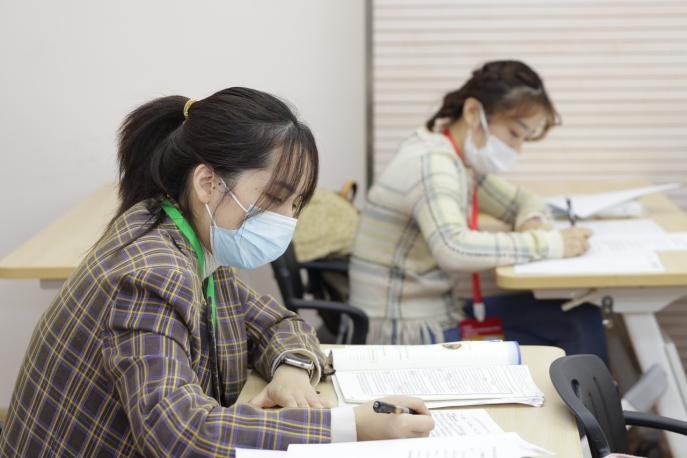 晒出见习教师规范化培训成绩单！这场基本功大赛助推上海教师专业发展高起点