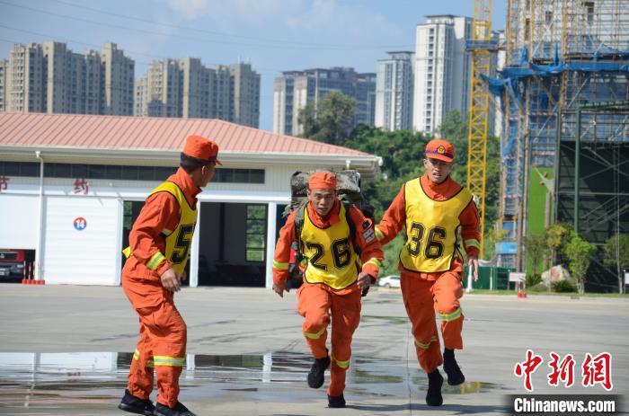 福建省森林消防总队完成年度消防员晋升培训考核