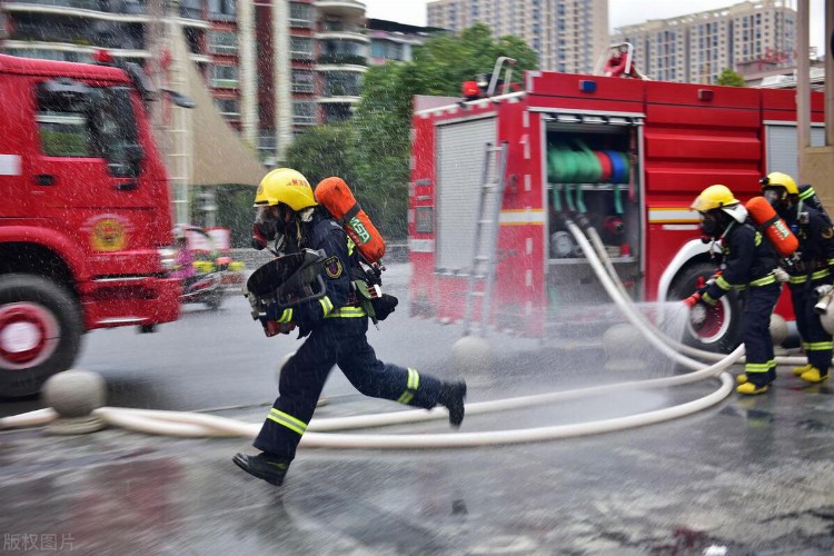 消防设施操作员的培训和认证流程
