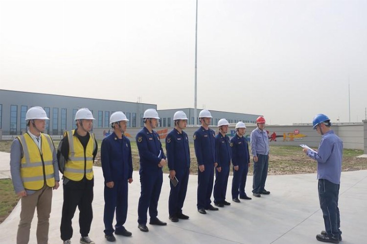 湖北荆州：对辖区重点企业开展电化学储能电站进行消防重点培训
