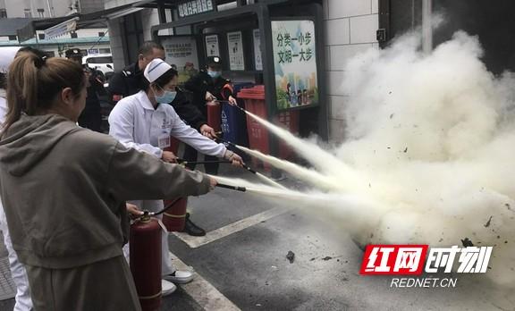 岳阳：临湘市中医医院开展消防安全培训