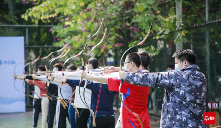 射箭、古琴培训、旱地冰壶！寒假生活不单调，暨大有花样课程