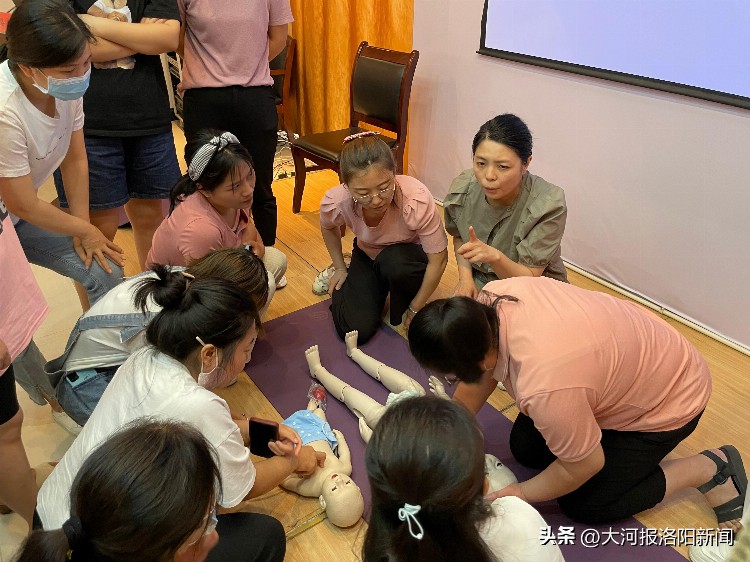 洛阳：0至3岁婴幼儿人口监测和照护服务技能师资培训成功举办