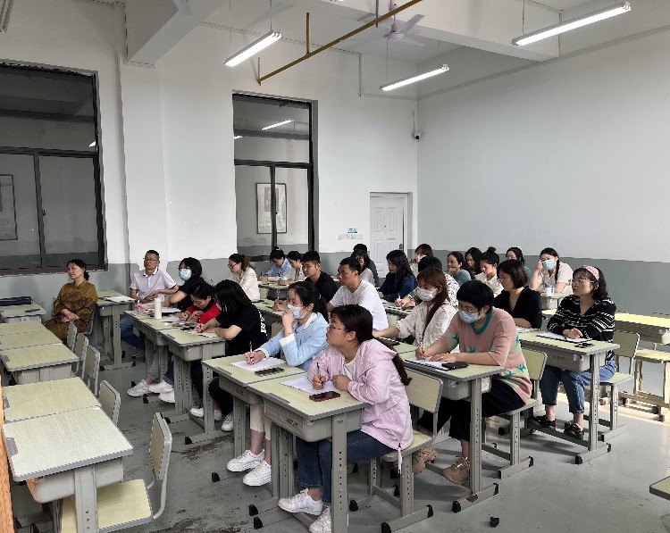 武汉榕霖职业技术学校2023年教师培训