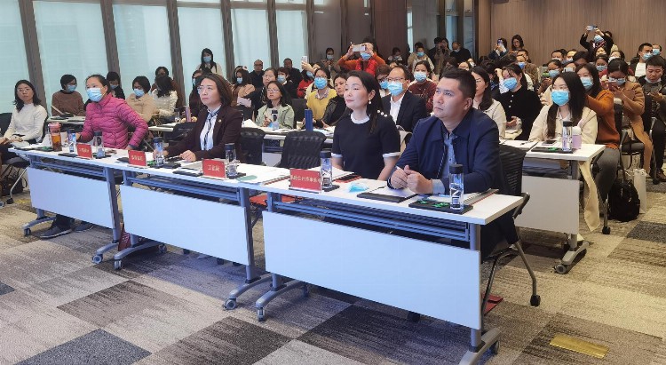龙华工信局举办2020中小微企业经营管理提升培训