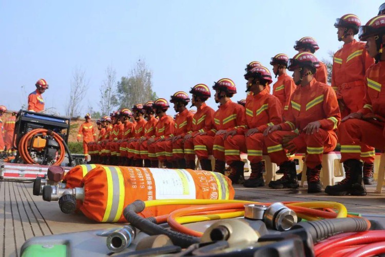 红河消防承接总队新训消防员专业化培训火热进行中