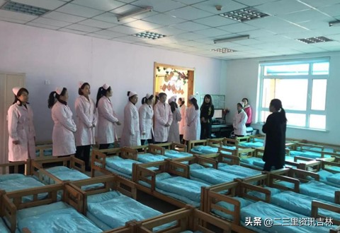 吉林磐石市朝鲜族幼儿园进行保育员整理被褥技能培训活动
