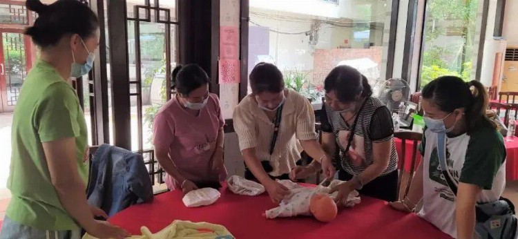 县总工会联合县人社局开办2022年母婴护理培训班