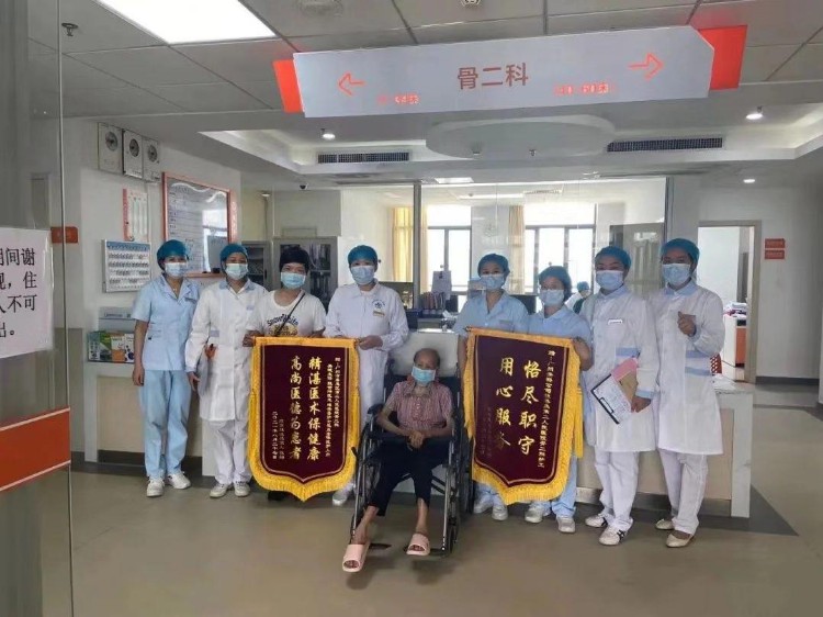 专业医疗护理员来了！广州番禺二院探索病患陪护新模式