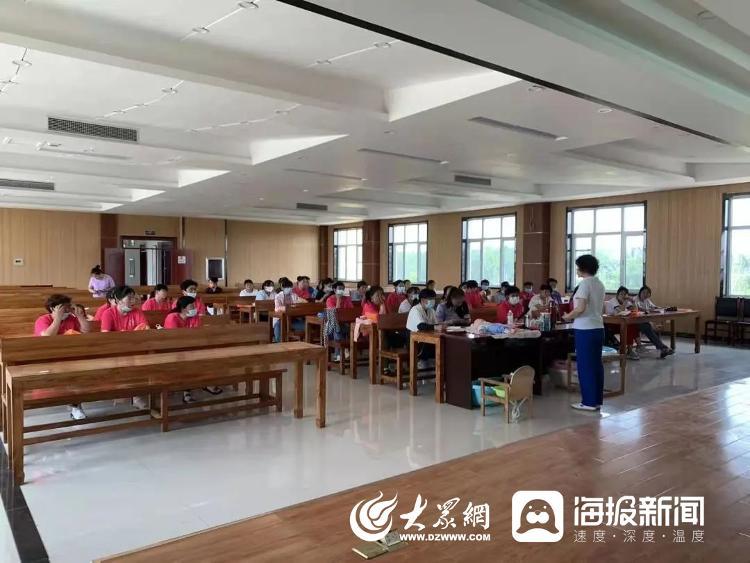 东阿县第一期母婴护理员培训班在高集镇举办