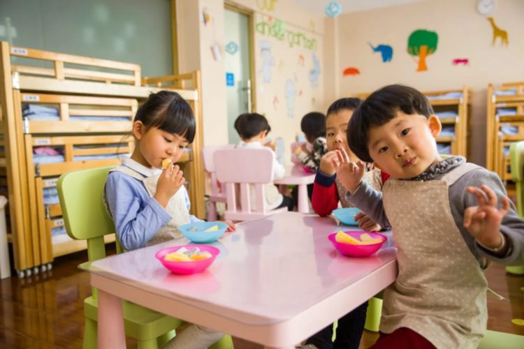 北上广深70%孩子上过早教课，这个行业怎么还是崩了？