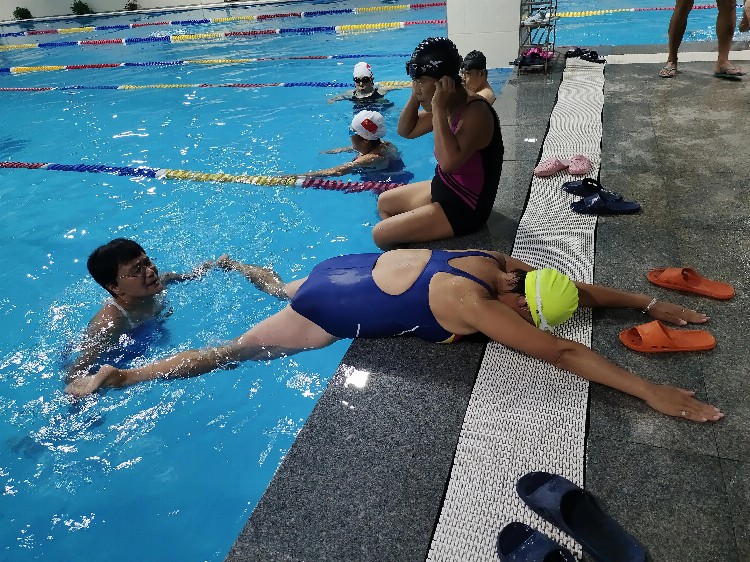 “大连市游泳社会体育指导员培训班”如期举行