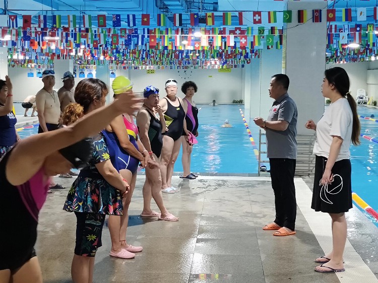 “大连市游泳社会体育指导员培训班”如期举行