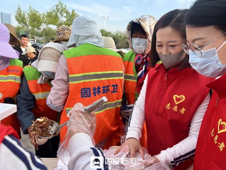 实诚日照人|（60）凌晨3点忙得热火朝天！卓越教育为游客免费送早餐