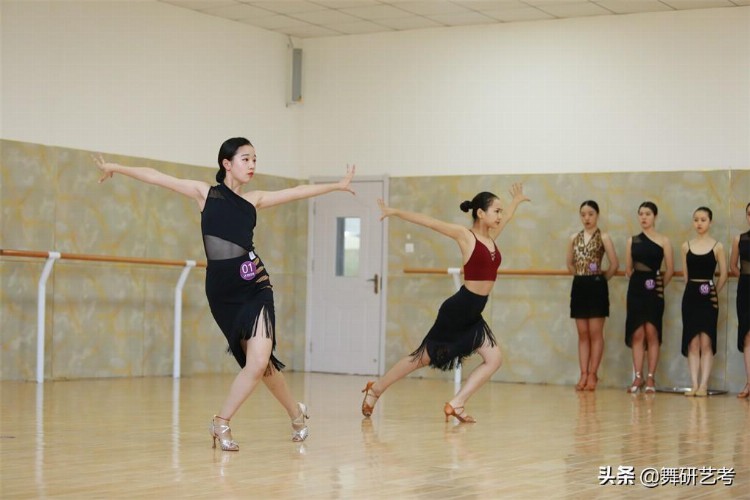 拉丁舞达到几级才算艺术生 拉丁舞能不能作为特长高考加分？