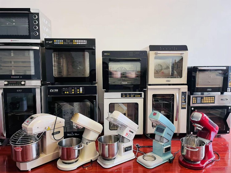 私房烘焙 | 1万元预算设备怎么选？经验分享！烤箱发酵箱厨师机冰箱