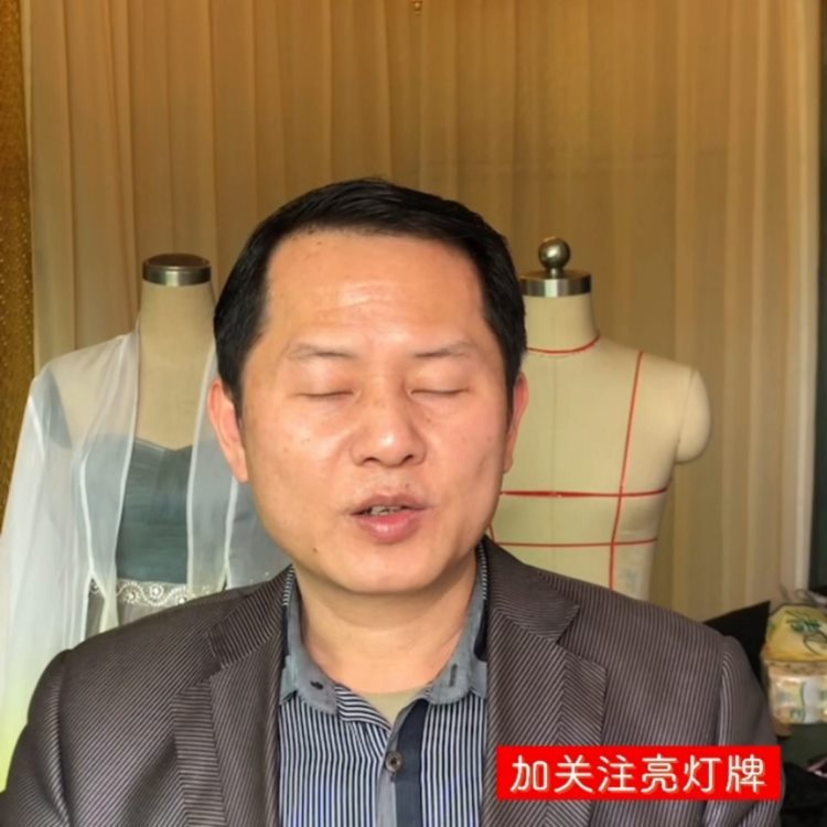 分享一些我们同学的成功学习案例，给一些努力在学习服装制...