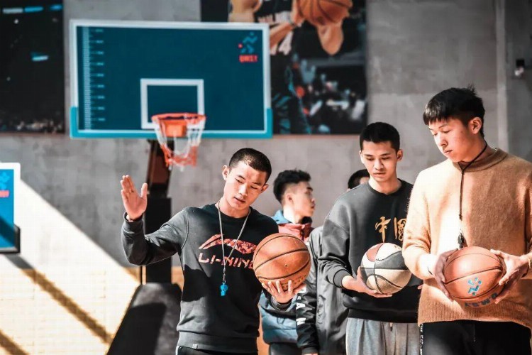 成都篮球培训 青少年篮球培训机构