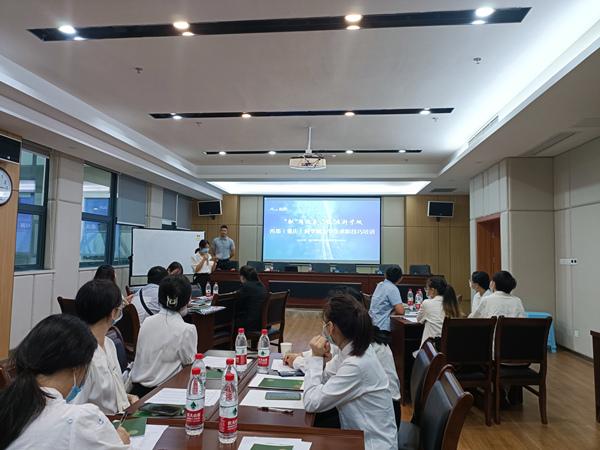 促就业 重庆高新区开展大学生求职技巧培训