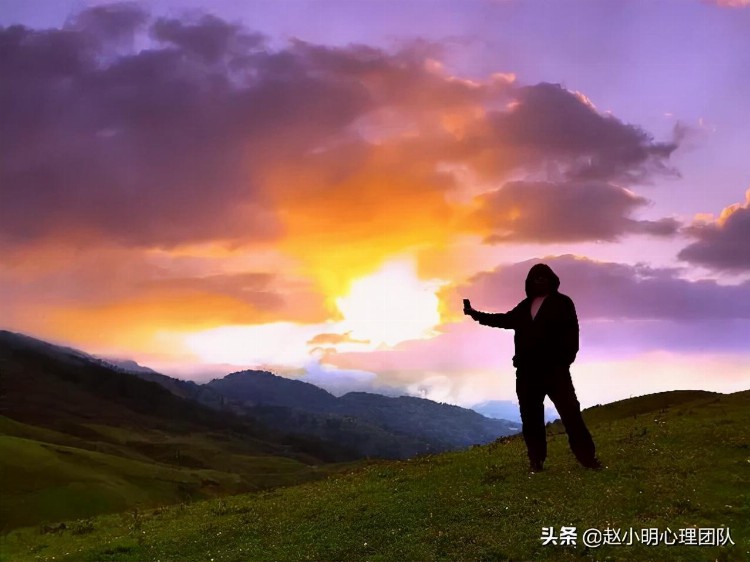 揭穿坑人的心理学培训！别对“大师”上头，小心中了他的蛊