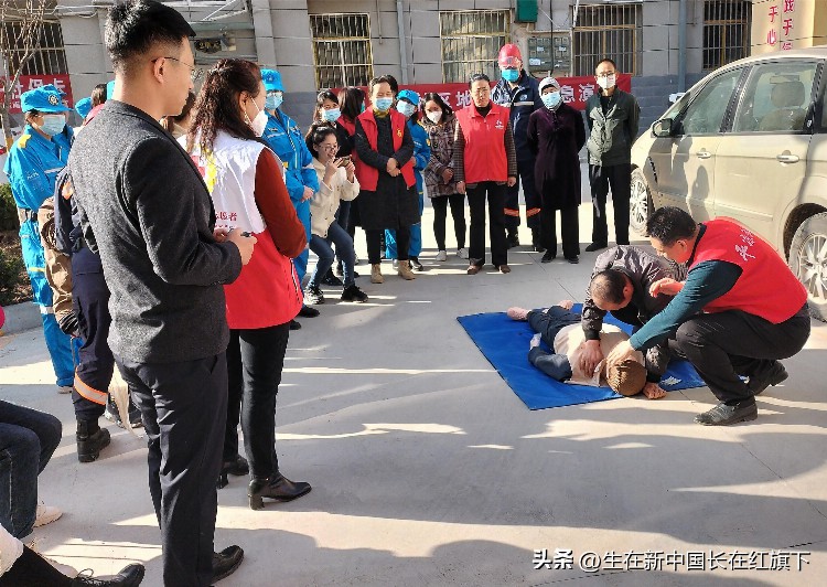 南河道社区城建物业红十字方舟救援队开展地震应急救援演练培训