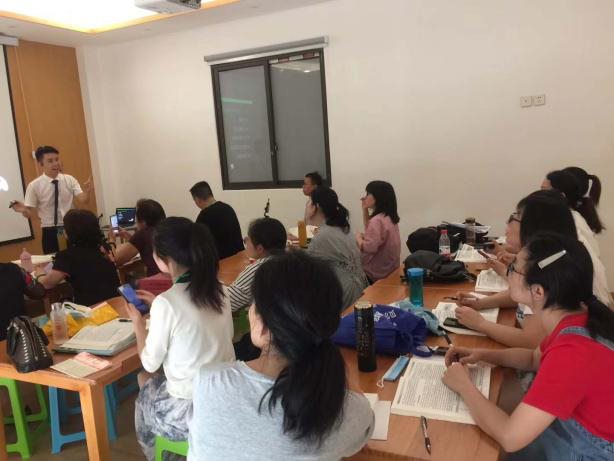 九龙坡区营养健康协会开展健康管理师和营养健康讲师培训