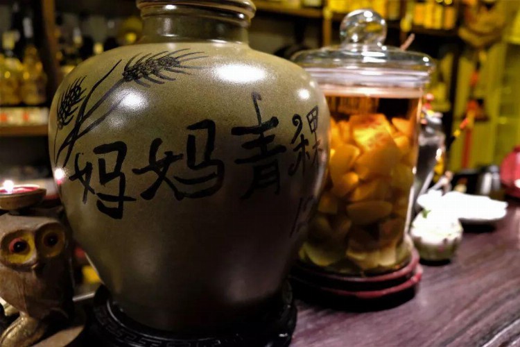 品乐PINOR：魔都日本烧酒吧Mokkos探店-烧酒培训课带你做专业酒鬼