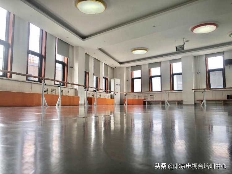 N课程加入北京艺术教育联盟，提倡“敢想就敢说，敢说就敢做”