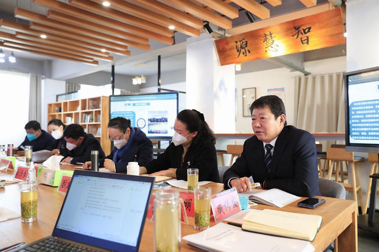 首批省基础教育教师培训出彩项目结项现场考核工作在淮滨高中举行
