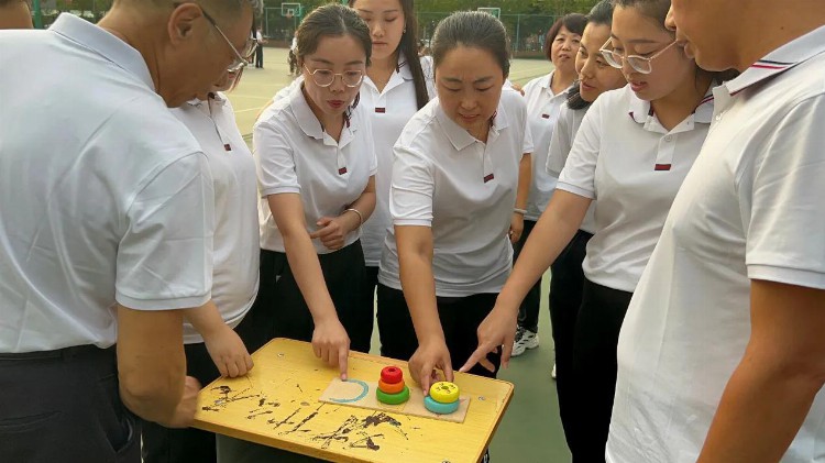 华山第二小学2022-2023学年教师拓展培训圆满举行