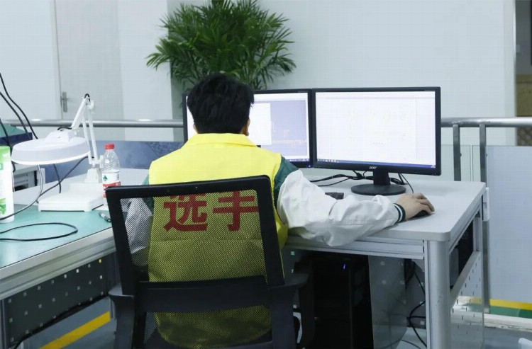 开赛！中华人民共和国第二届职业技能大赛重庆市选拔赛电子技术项目（世赛选拔与国赛精选）在铁路校拉开帷幕