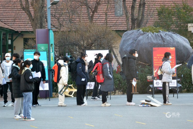 身累、心累、花费贵……艺考“不易”考，家长和考生应摒弃“功利心态”