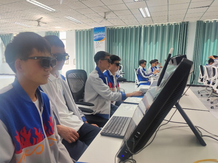 四川会东：虚拟仿真打造教学新空间 VR技术赋能职业教育