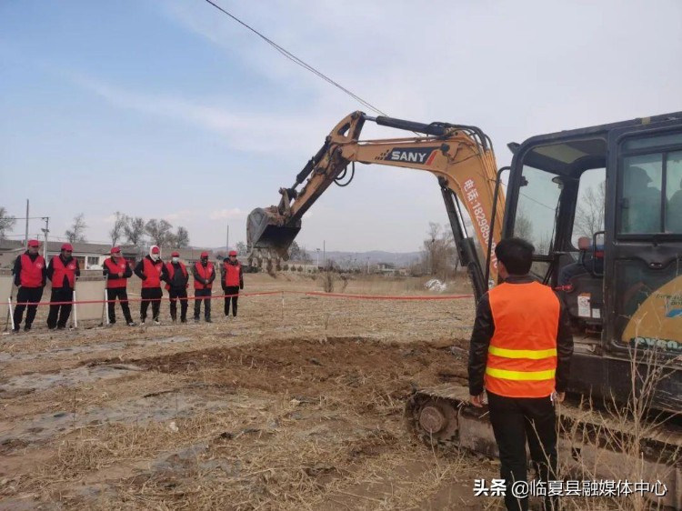 【奋进新征程 建功新时代】临夏县安家坡乡：挖掘机培训提升技能助力致富