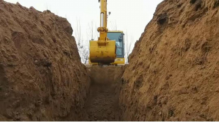 挖掘机学员日常训练