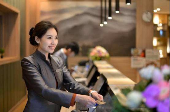 酒店的服务水平和服务质量尤为重要，服务礼仪培训的三点重要性