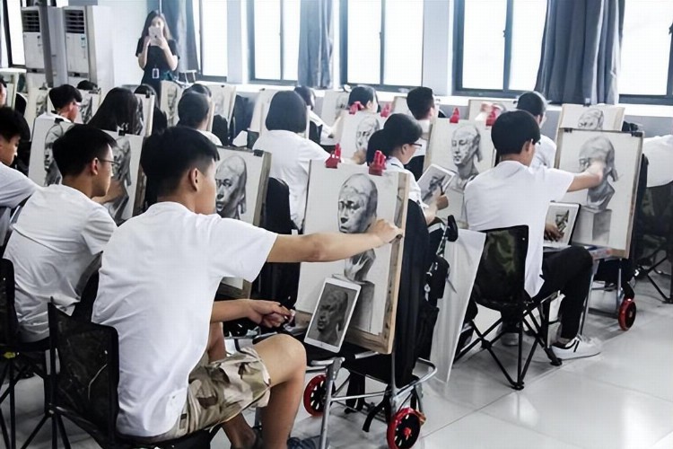 杭州画室哪家比较受欢迎？
