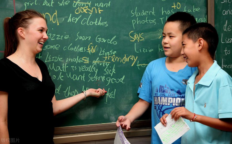 关于甘肃省农村小学英语教师培训需求的调查研究
