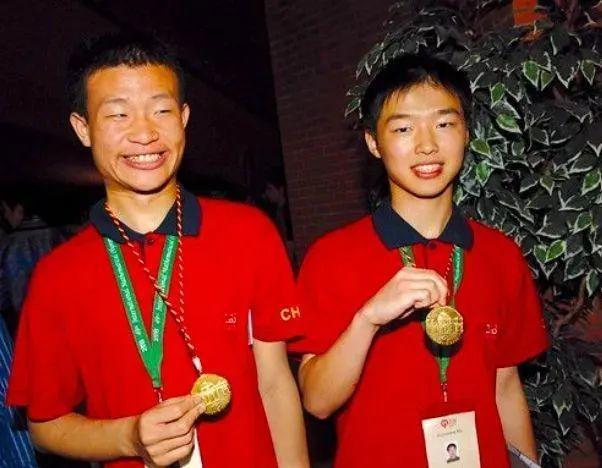 2022国际数学奥赛，中国少年全员满分摘金！那些藏在奥数背后的故事……