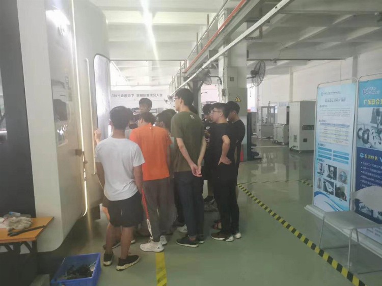 沙井CNC产品零件编程培训班全职老师一对一辅导