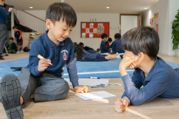 深圳首所纯英式学校在“双减”时代喊出“双提”口号