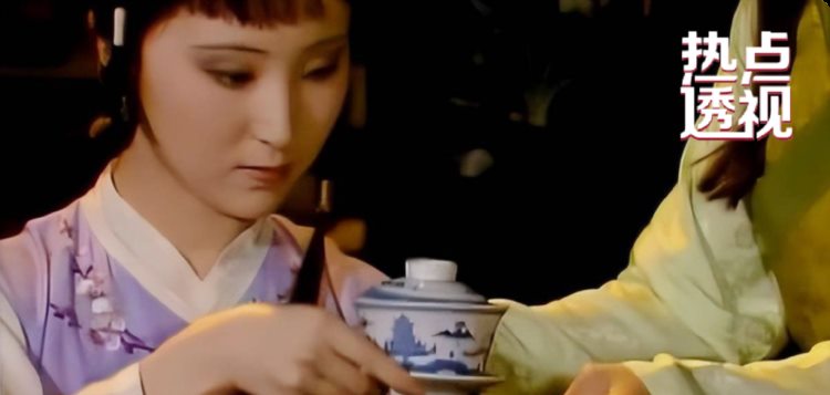 “新中式茶馆”开抢星巴克的空间生意，能赚到钱吗？