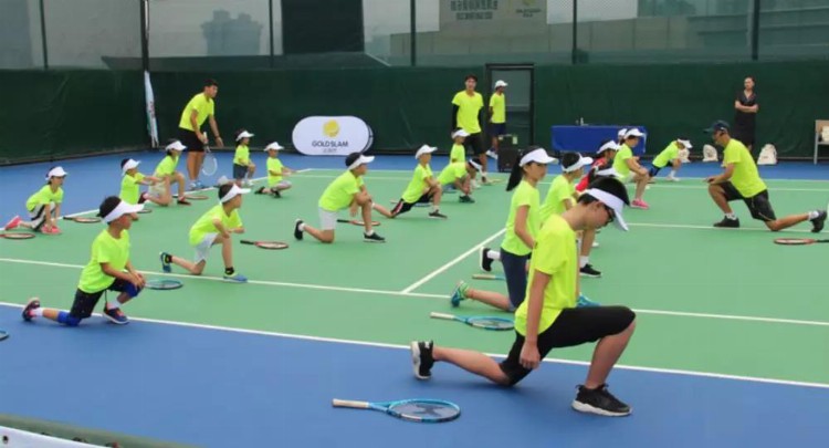 青苗计划引发网球培训业热议