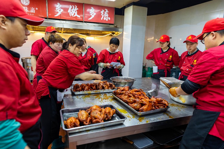 卤菜培训学校哪里有？带你卤菜开店入门