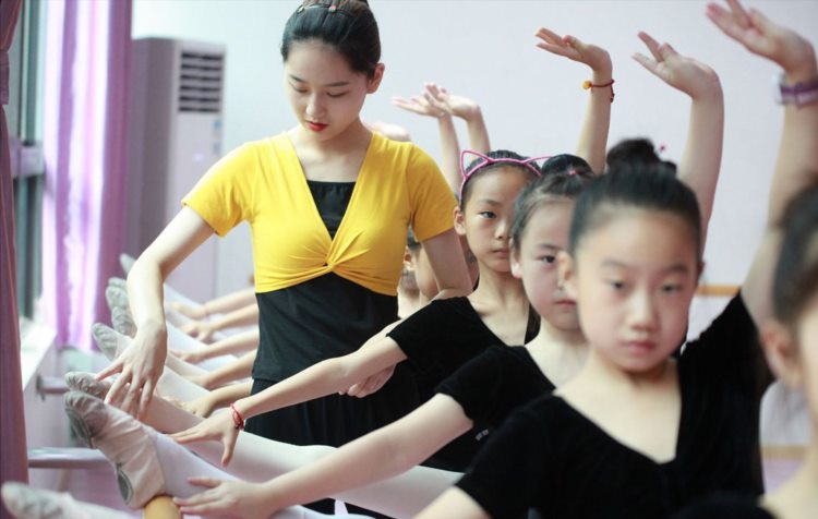 广州多区禁止学科培训，校外机构凉了？未来发展只剩下三个选择